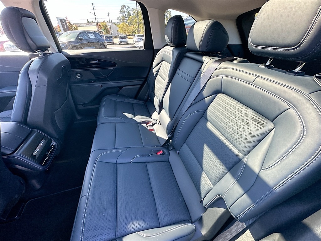 New 2025 Lincoln Nautilus Reserve SUV