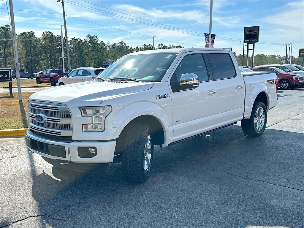 2017 Ford F-150 Platinum photo 2