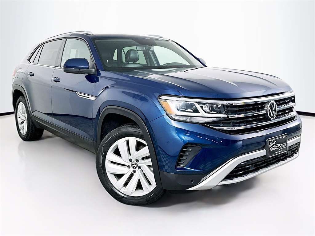 Certified 2022 Volkswagen Atlas Cross Sport 2.0T SE w/Technology SUV