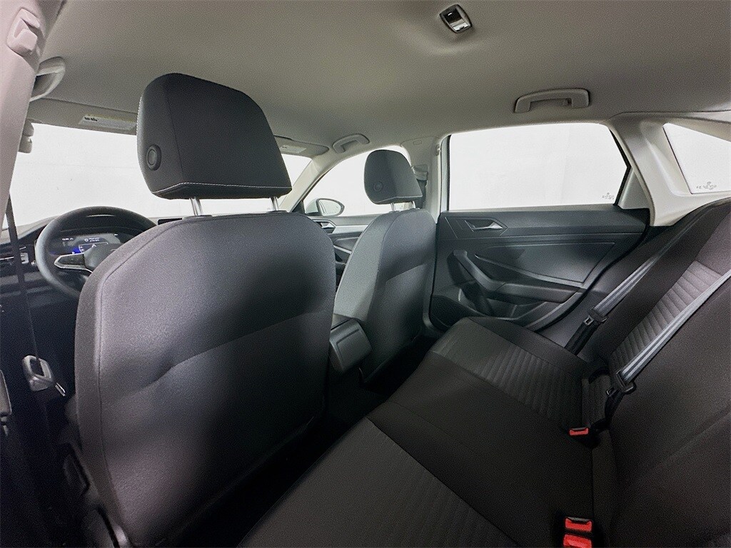 2025 Volkswagen Jetta 1.5T S photo 4