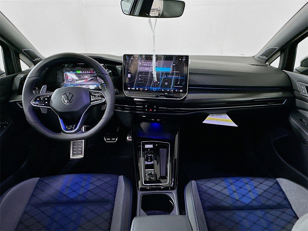2025 Volkswagen Golf R photo 2