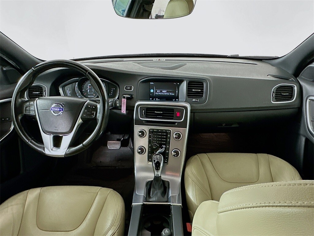 Used 2017 Volvo V60 T5 Platinum Wagon