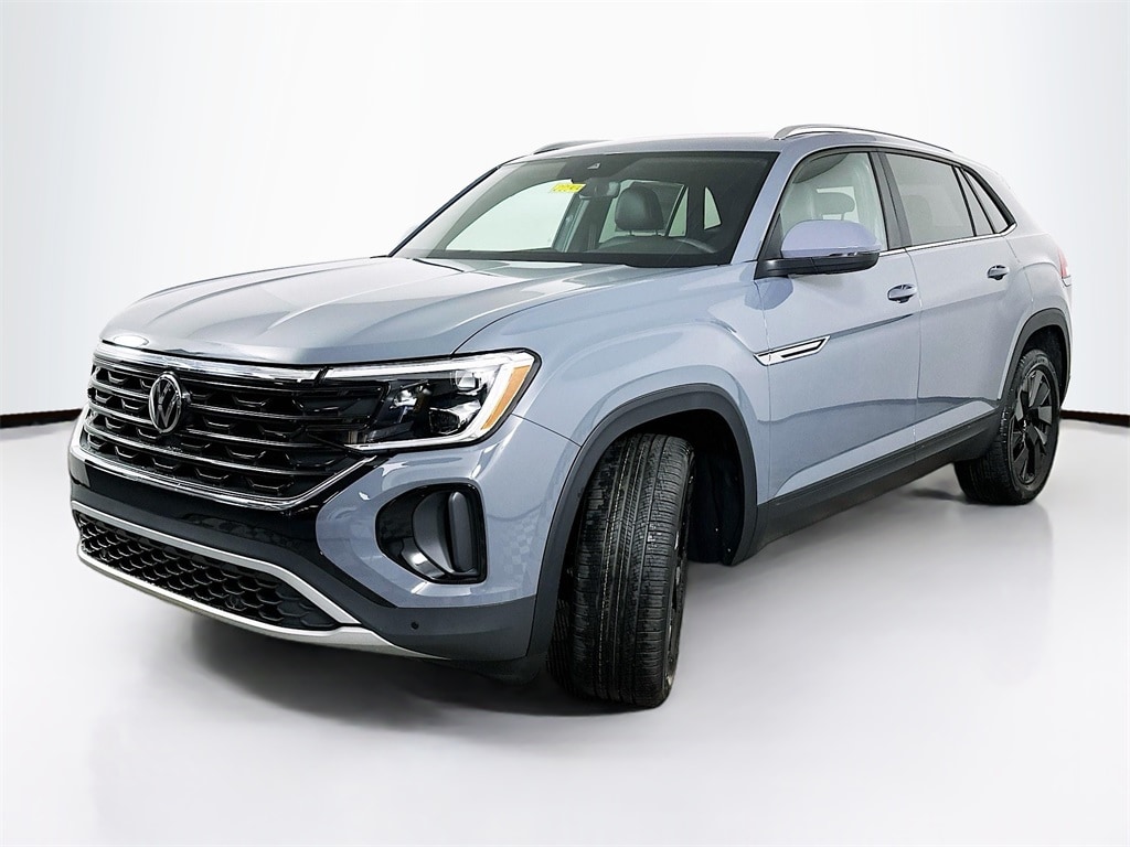 New 2025 Volkswagen Atlas Cross Sport 2.0T SE w/Technology SUV