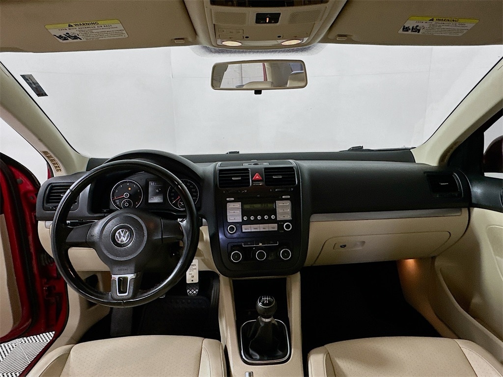 Used 2010 Volkswagen Jetta Limited Sedan