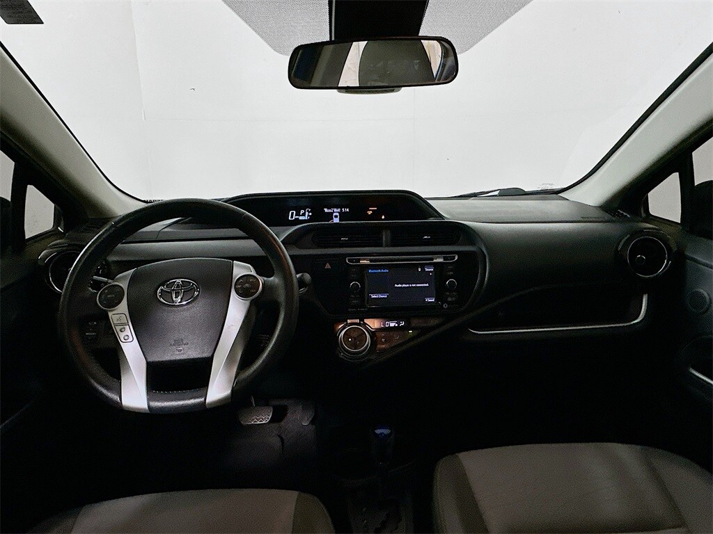2017 Toyota Prius C Four photo 3
