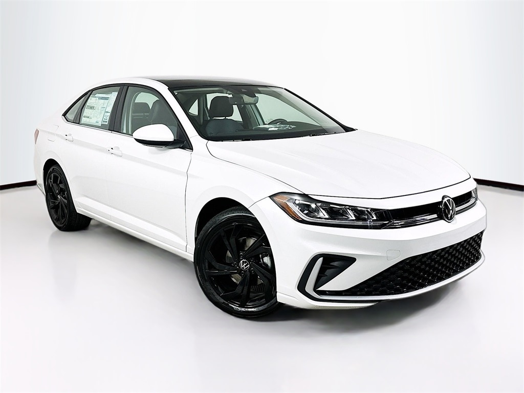 2025 Volkswagen Jetta SE's photo