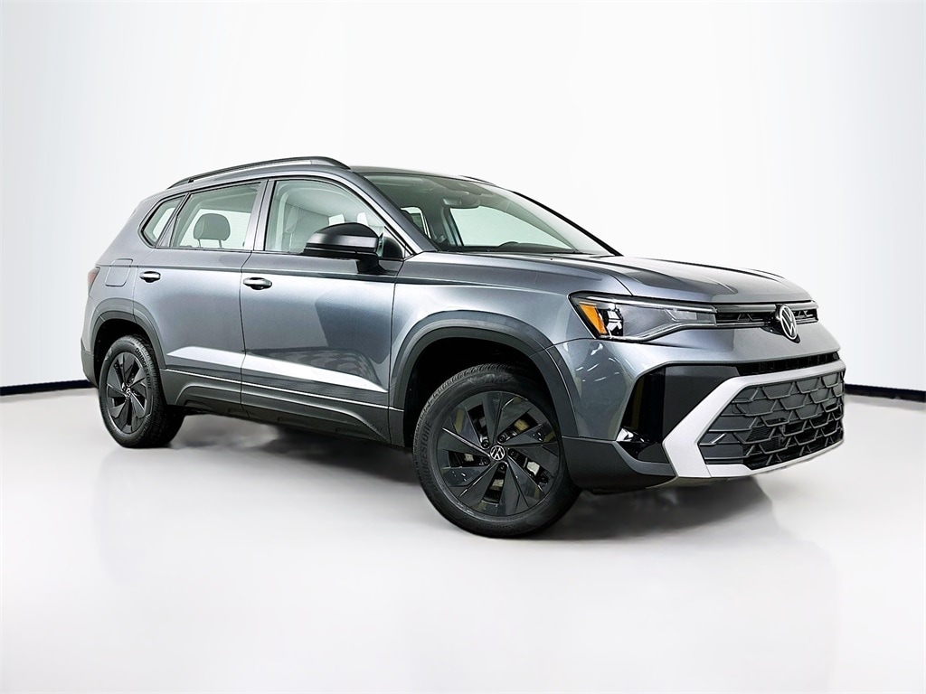 2026 Volkswagen Taos S's photo