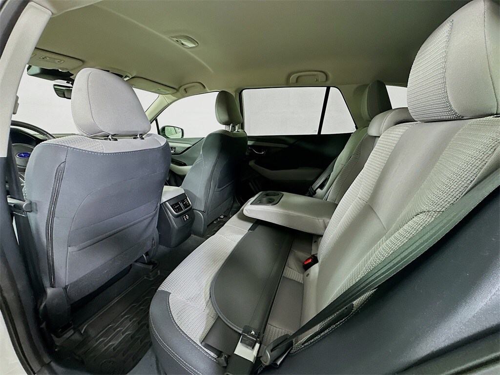 2025 Subaru Outback Premium photo 4
