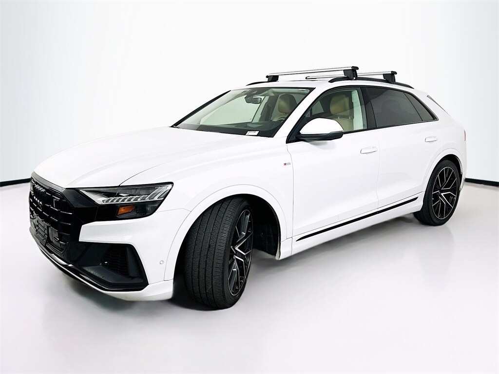 2020 Audi Q8 55 Prestige photo 2