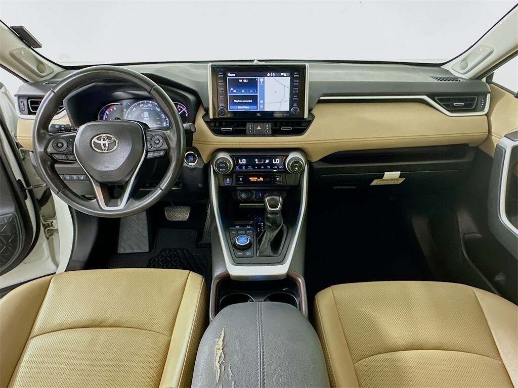 2021 Toyota RAV4 Limited photo 3