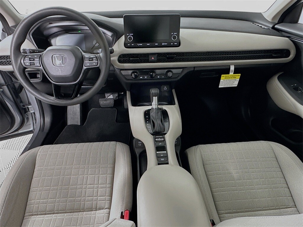 2025 Honda HR-V LX photo 3