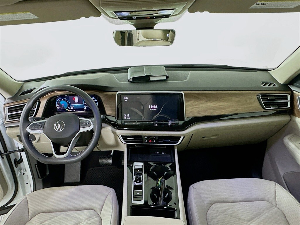 2026 Volkswagen Atlas SE Technology photo 3