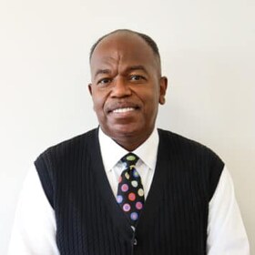 Staff member Earl Jones from ID_b41056a716ed