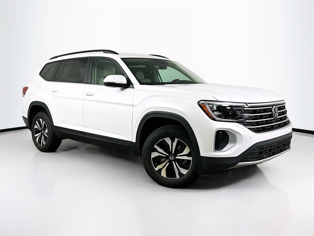 2026 Volkswagen Atlas SE's photo