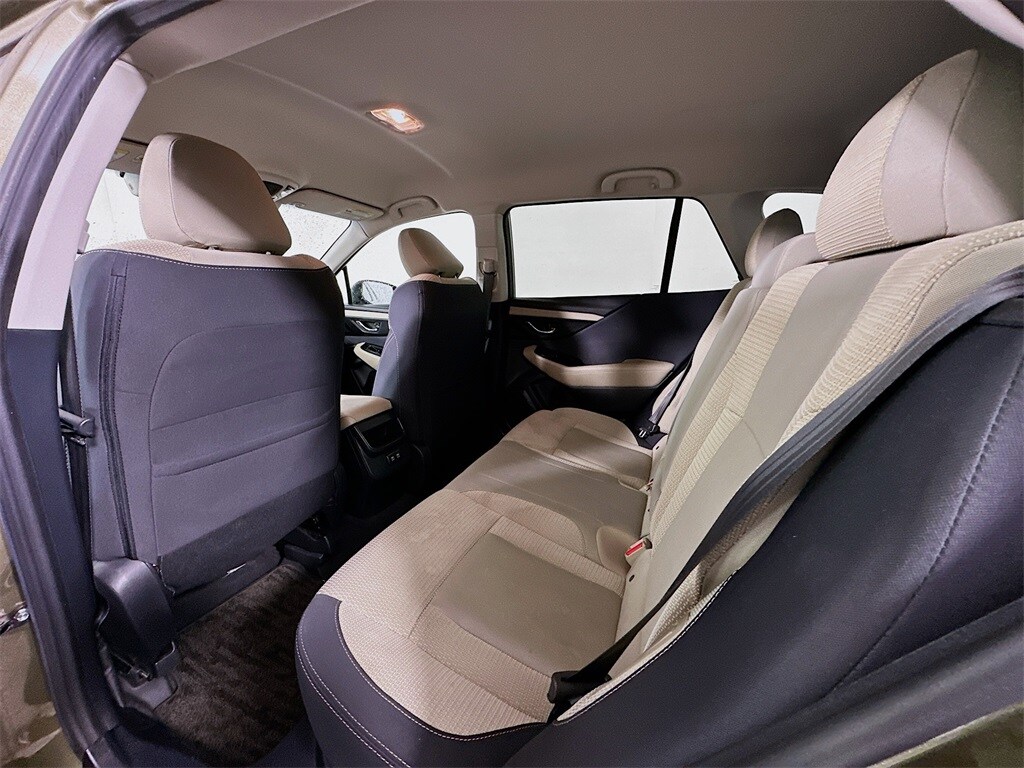 2020 Subaru Outback Premium photo 4