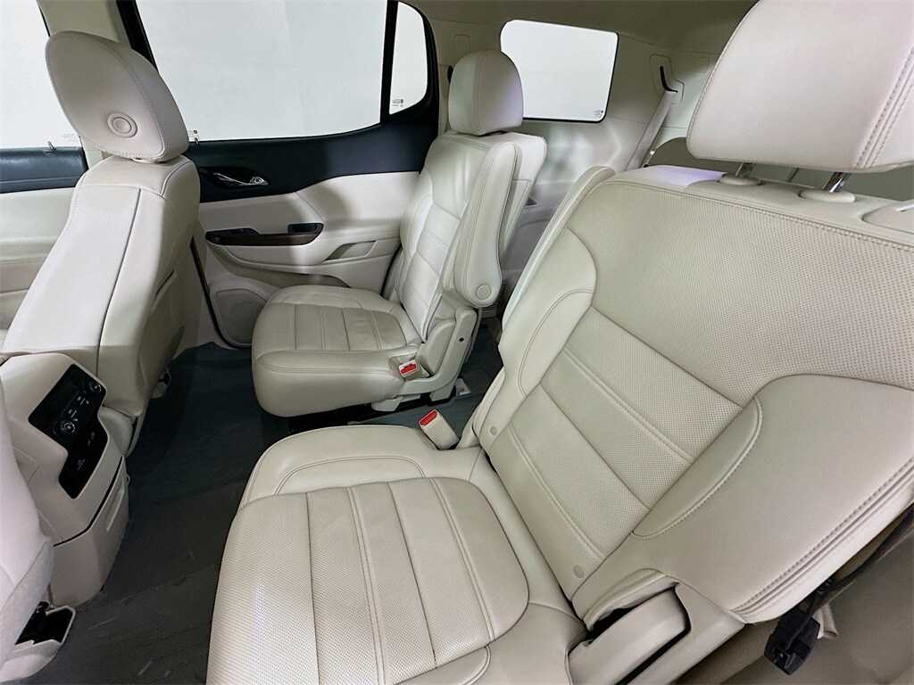 2021 Gmc Acadia Denali photo 2