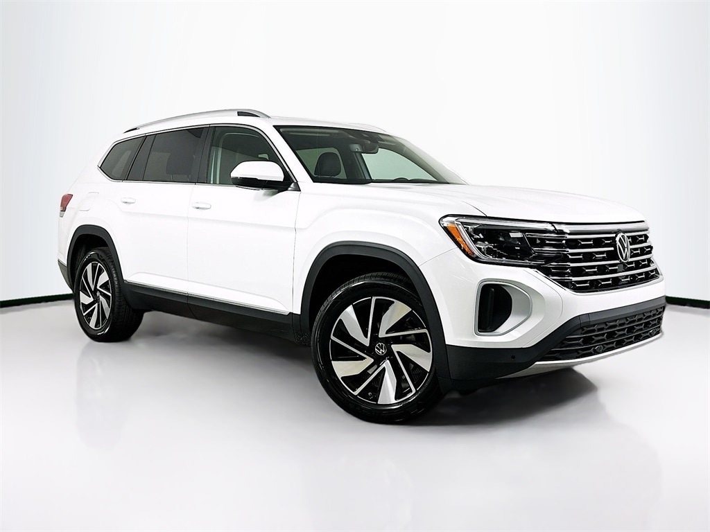 2026 Volkswagen Atlas SEL's photo