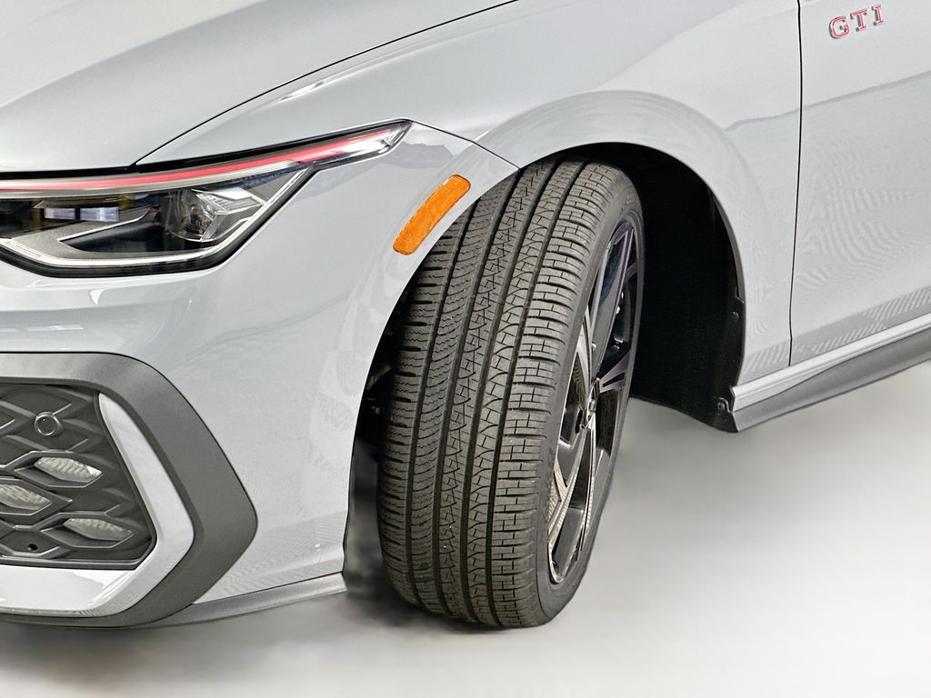 2025 Volkswagen Golf GTI SE - Photo 25
