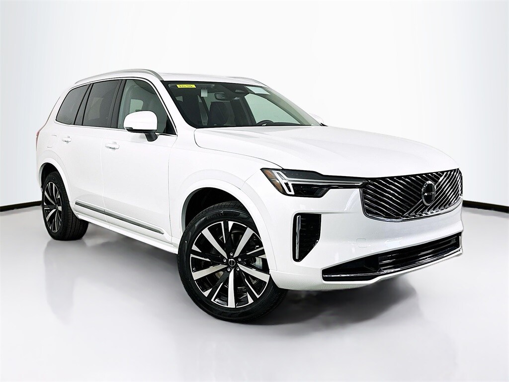 Used 2025 Volvo XC90 B5 Core SUV