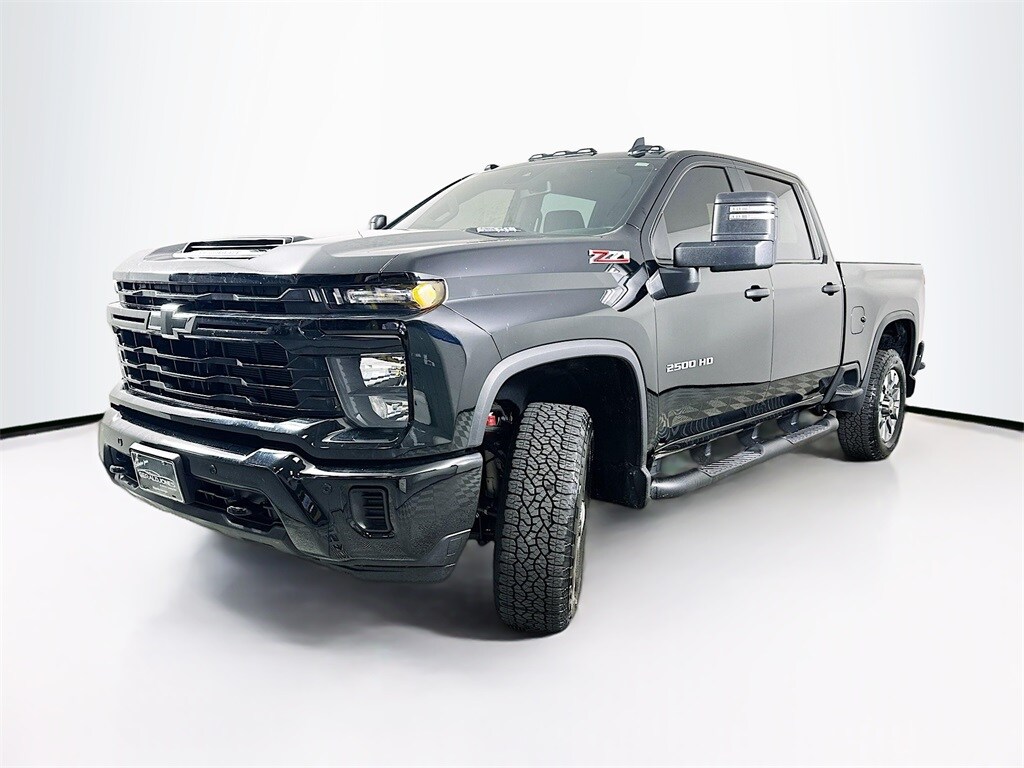 Used 2025 Chevrolet Silverado 2500HD Custom Truck