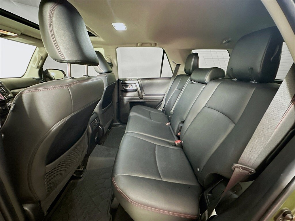 2022 Toyota 4Runner TRD Off-Road Premium photo 4