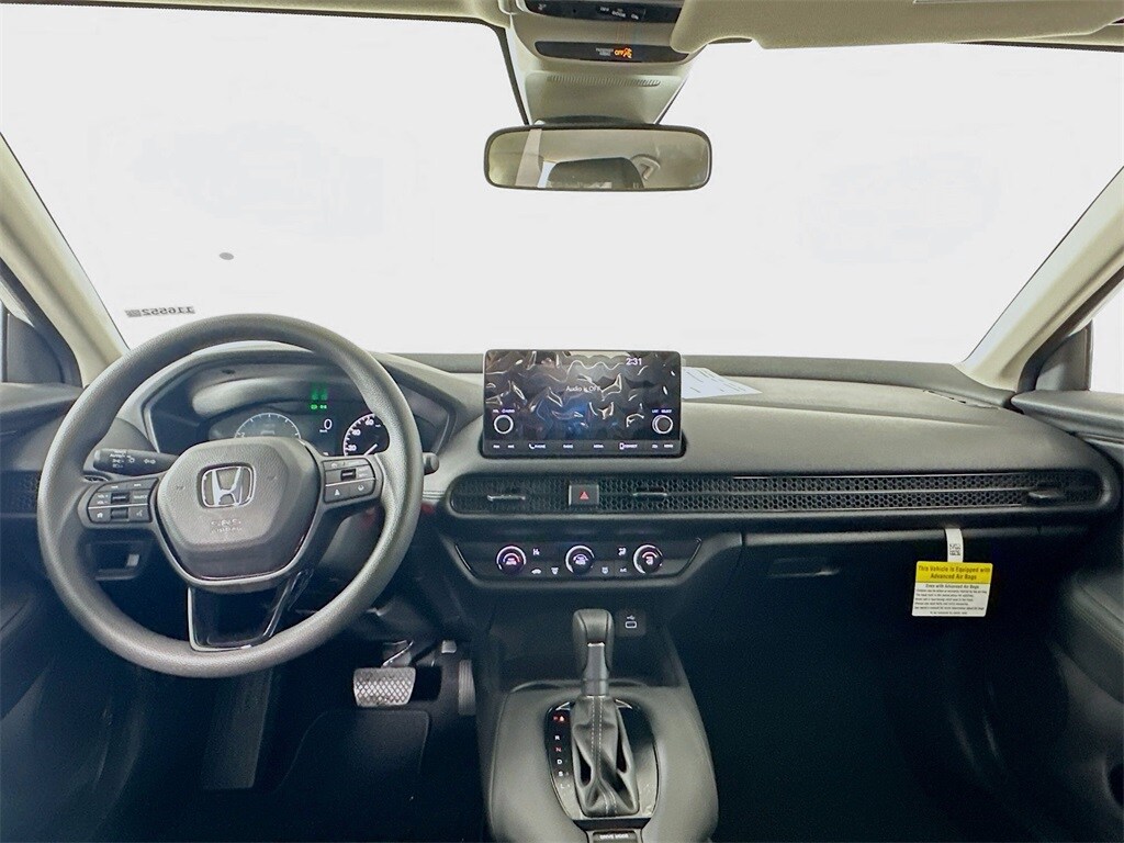 2025 Honda HR-V LX photo 2