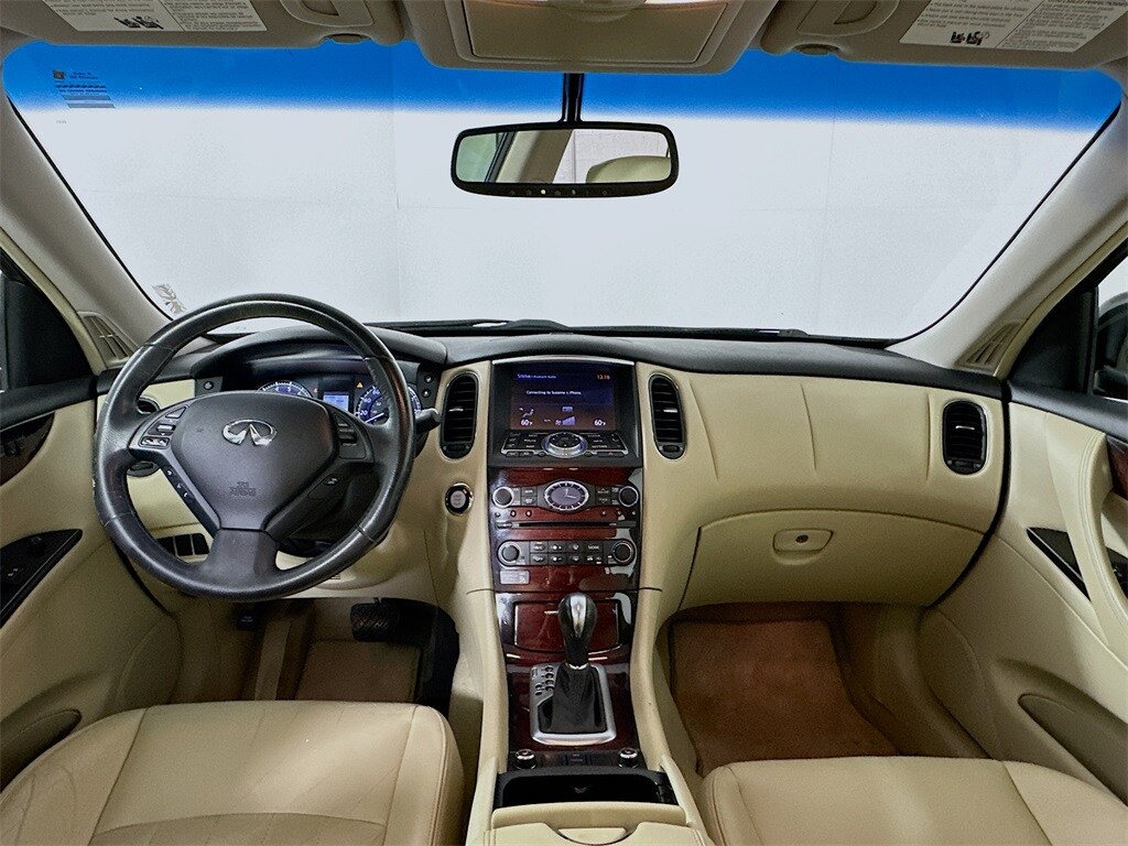 2017 Infiniti QX50 Base photo 3
