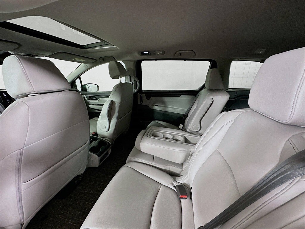 2023 Honda Odyssey EX-L photo 3