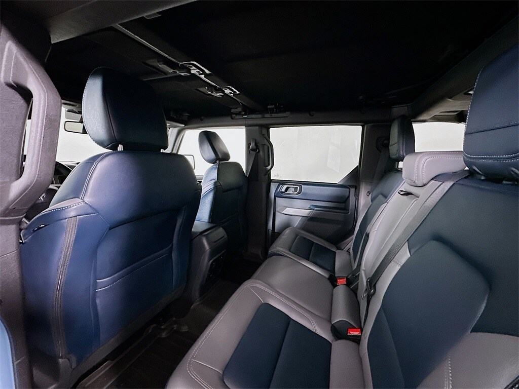 2023 Ford Bronco Outer Banks photo 4