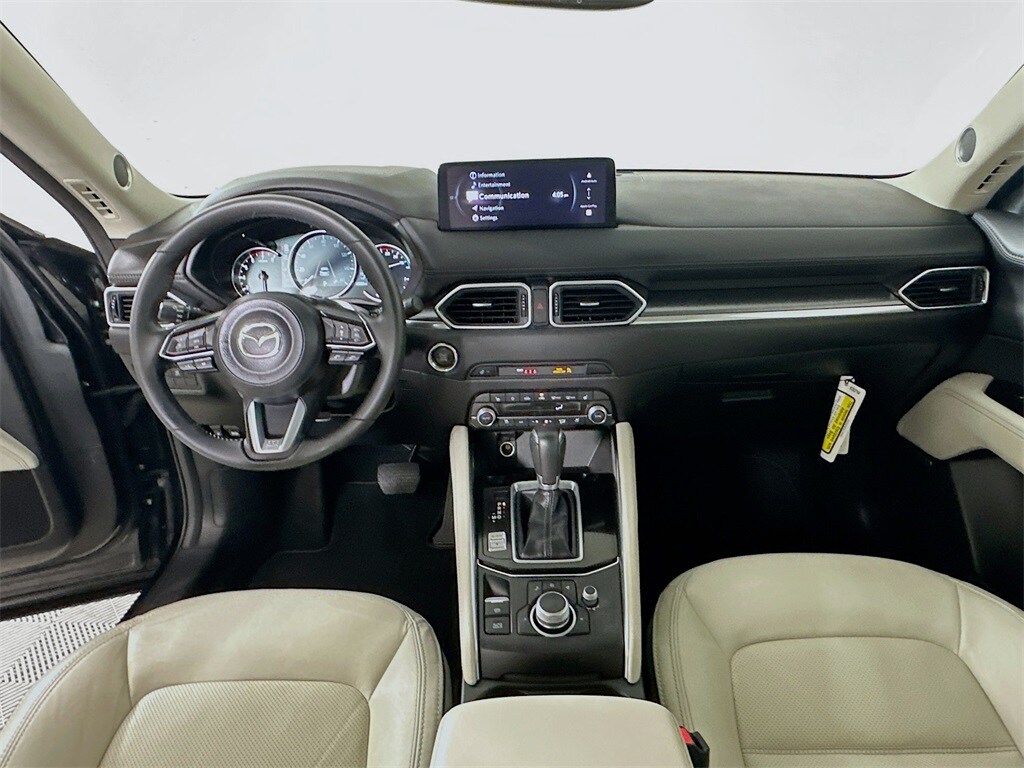 2024 Mazda CX-5 2.5 Premium Plus photo 2