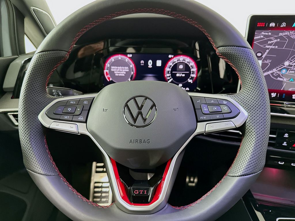 2025 Volkswagen Golf GTI SE - Photo 18
