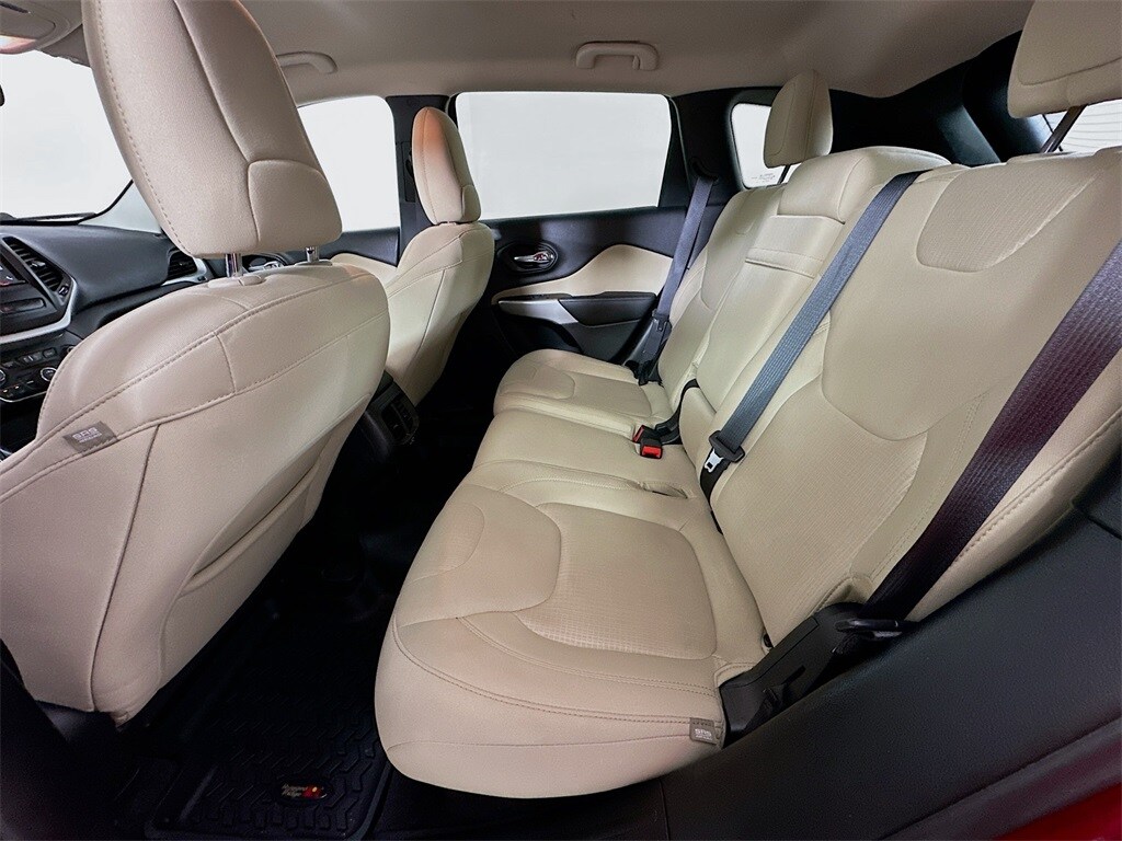 2017 Jeep Cherokee Latitude photo 4