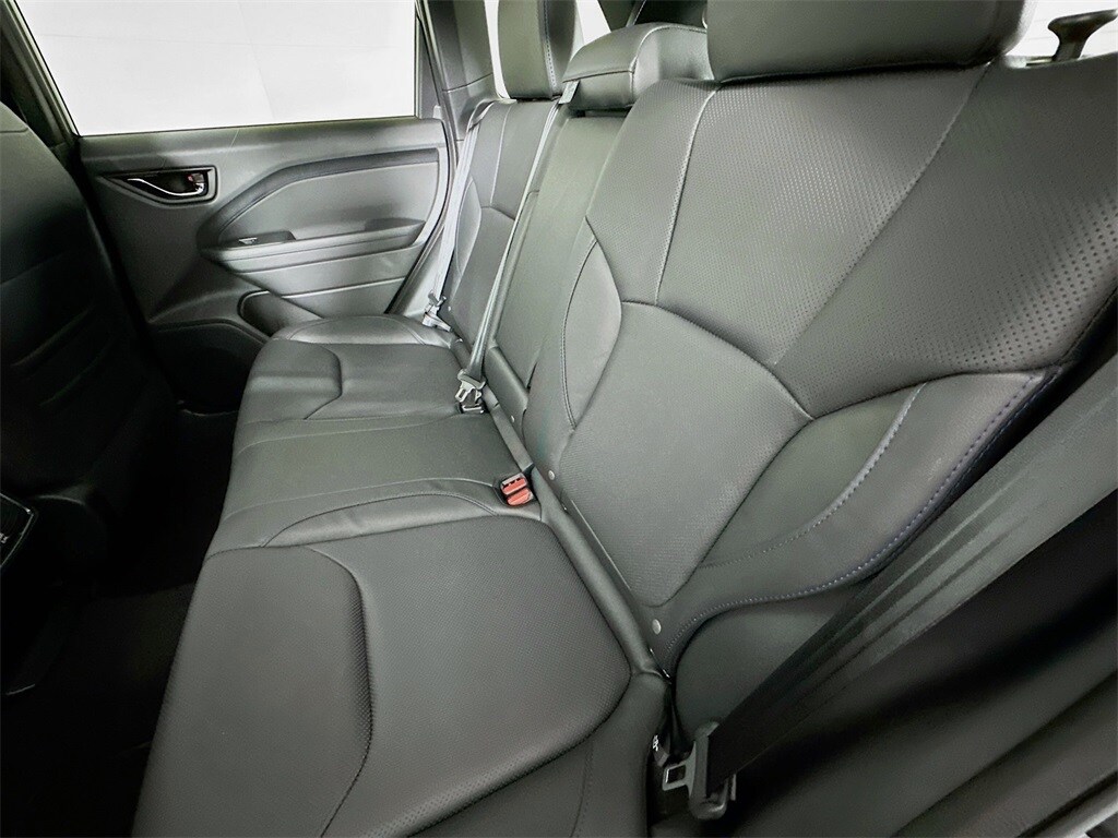 2025 Subaru Forester Limited photo 4