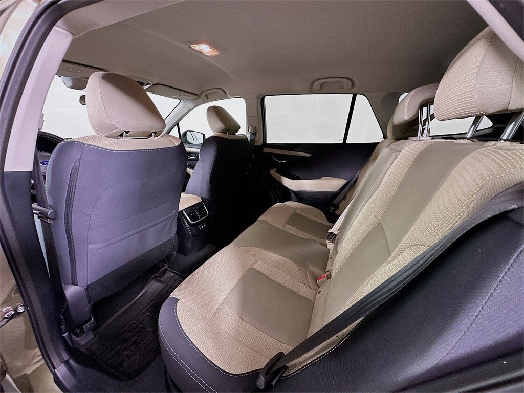 2022 Subaru Outback Premium photo 4