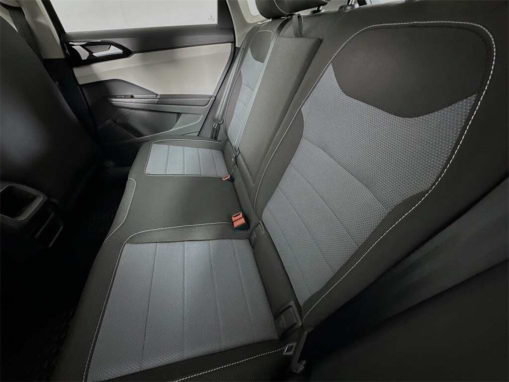 2025 Volkswagen Taos S photo 4