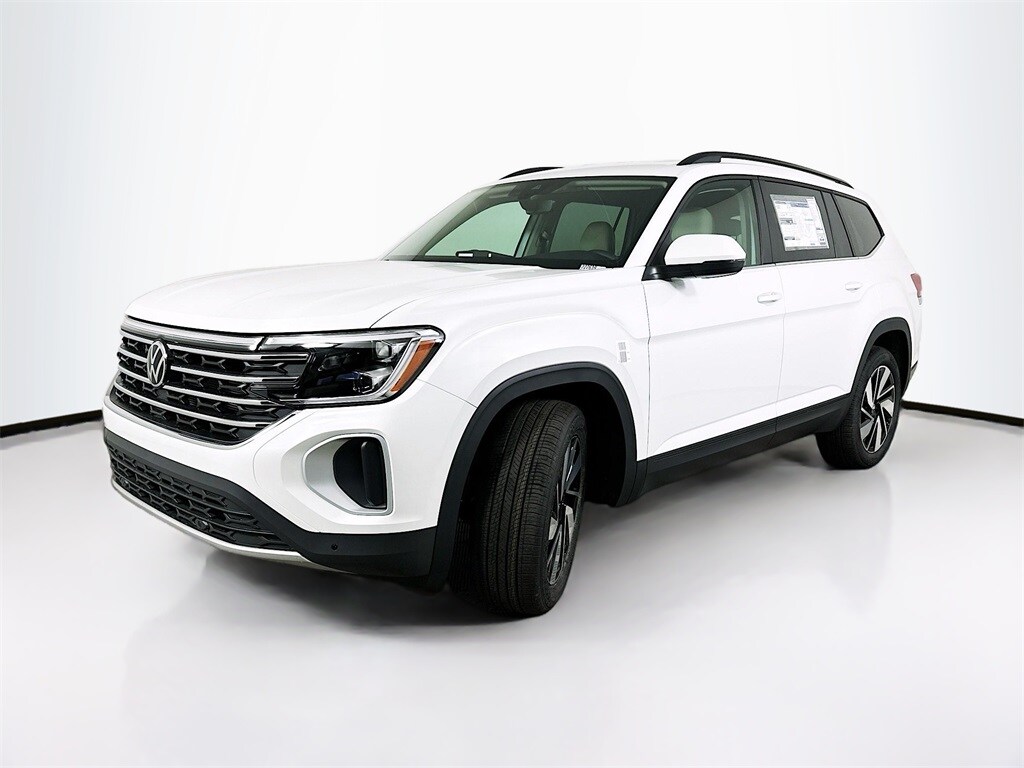 2026 Volkswagen Atlas SE Technology photo 2