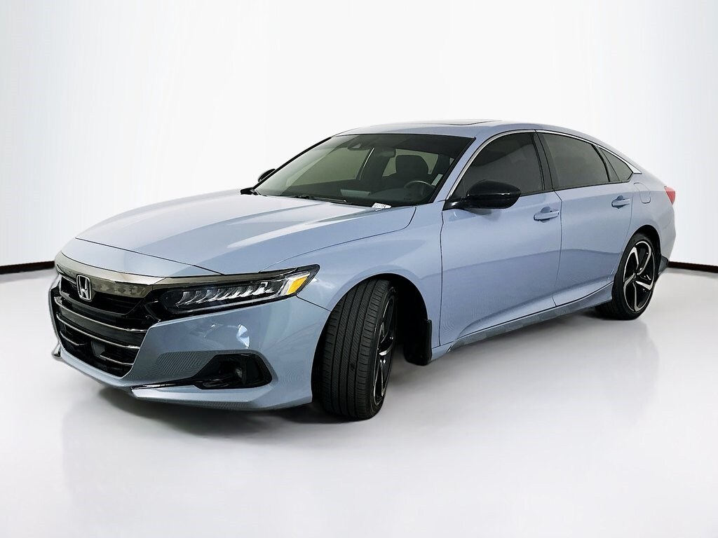 2022 Honda Accord Sport 2.0T photo 2
