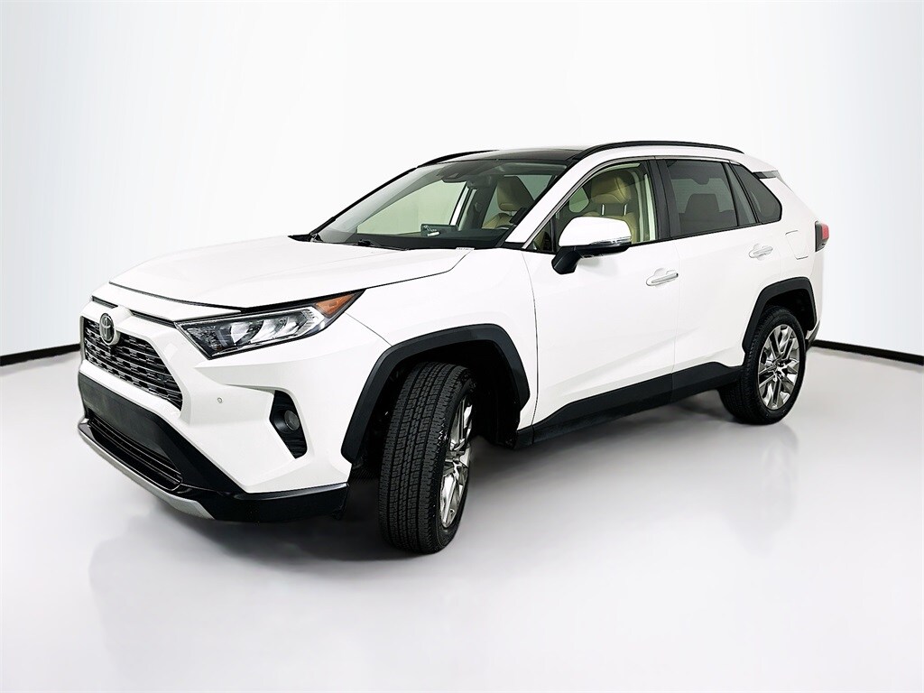 2021 Toyota RAV4 Limited photo 2