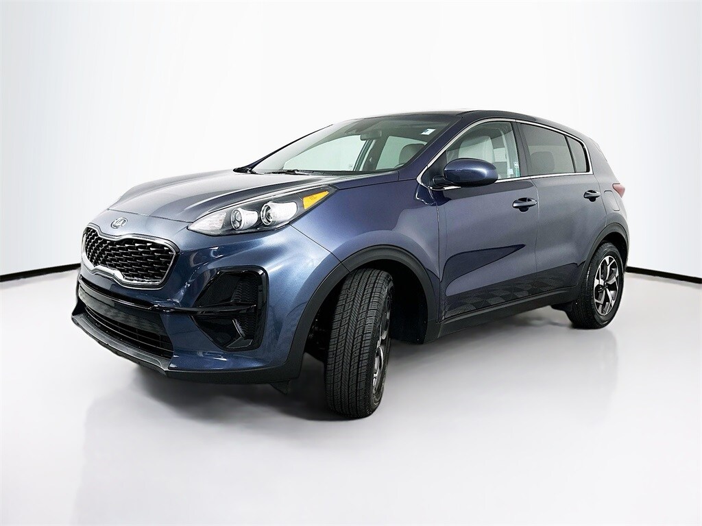 2020 Kia Sportage LX photo 2