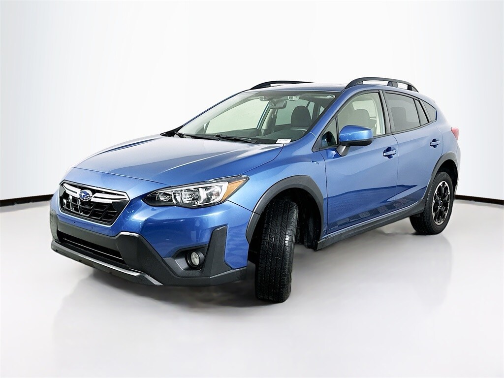 2023 Subaru Crosstrek Premium photo 2