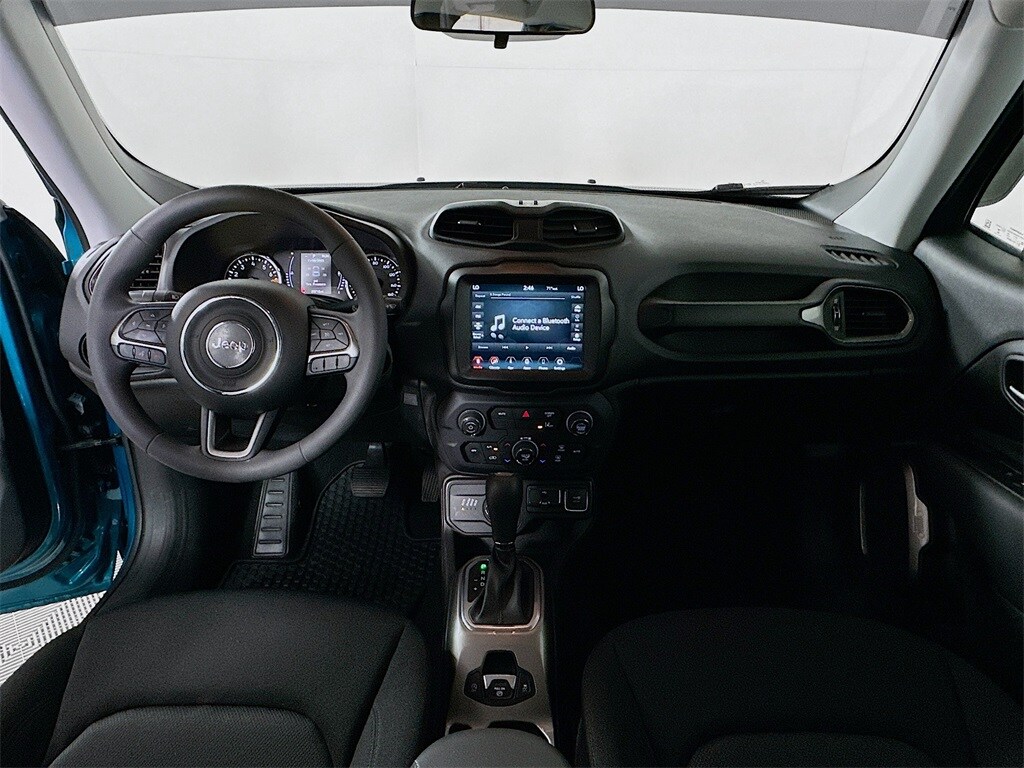 2022 Jeep Renegade Sport photo 3