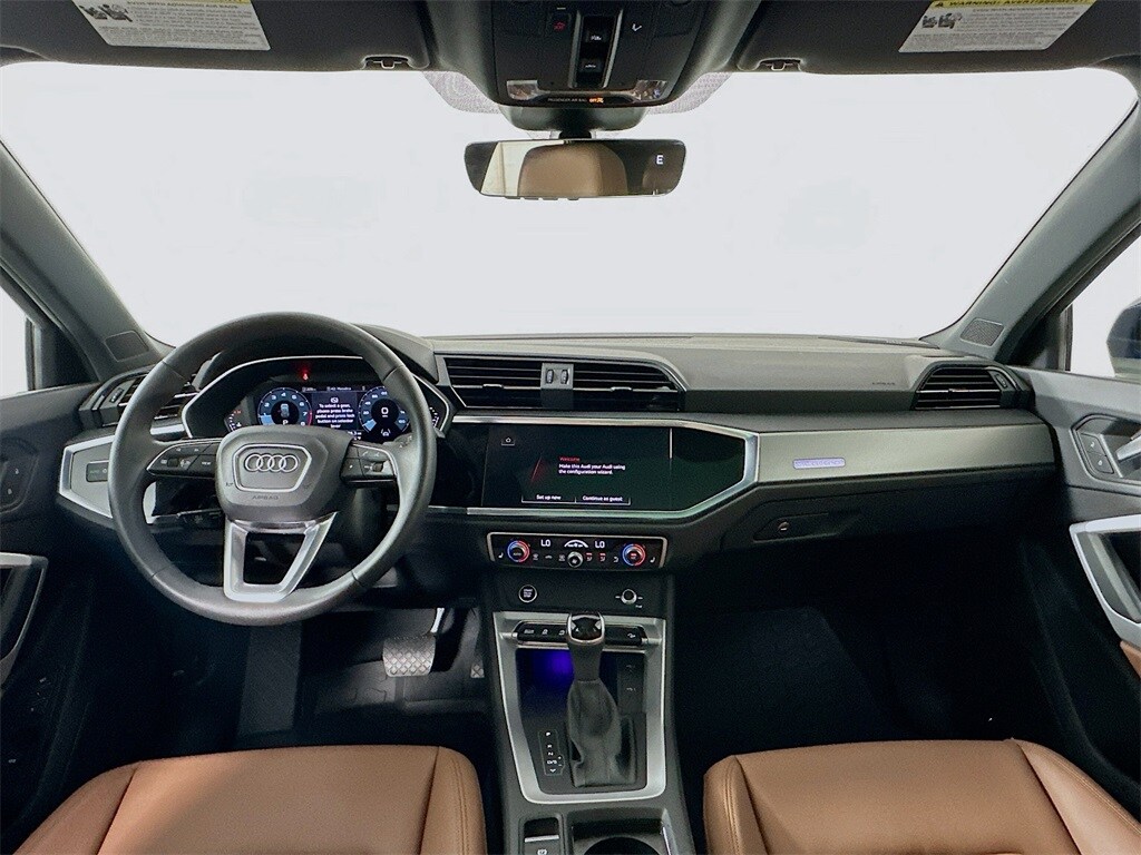 2025 Audi Q3 S line Premium Plus photo 2
