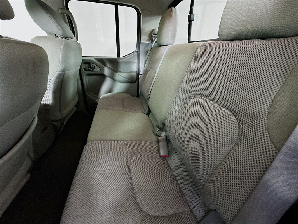 2020 Nissan Frontier SV photo 4