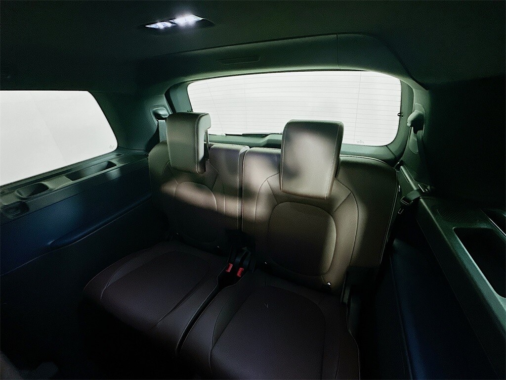 2025 Volkswagen ID. Buzz photo 4