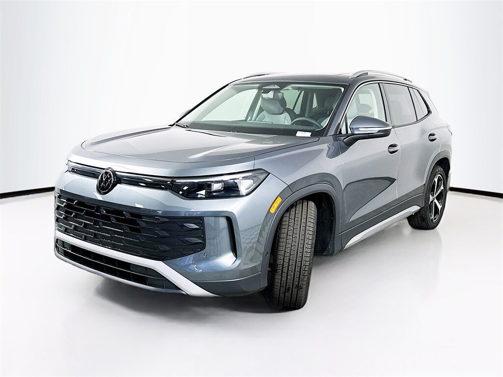 New 2026 Volkswagen Tiguan 2.0T SE SUV