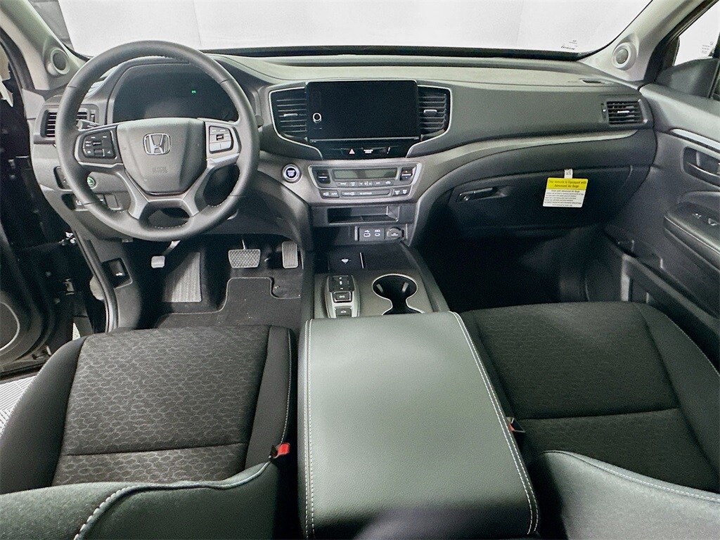 2025 Honda Ridgeline Sport photo 3