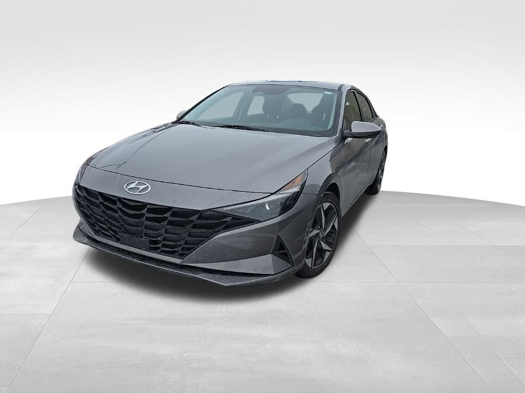Used 2023 Hyundai Elantra SEL Sedan