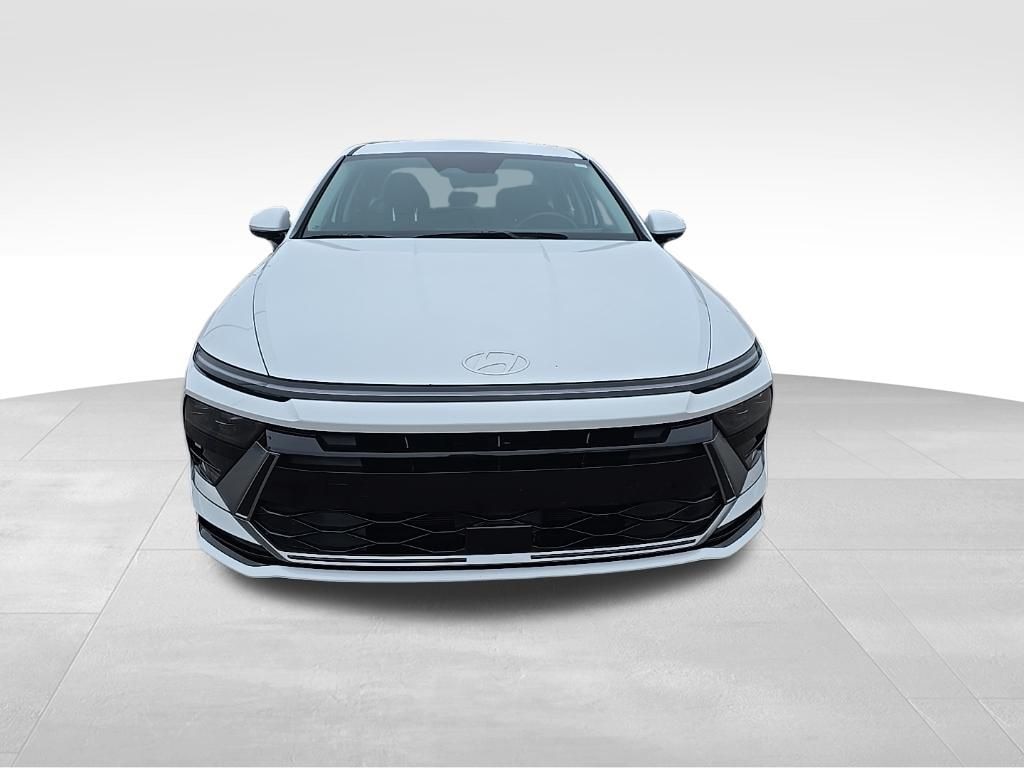 Used 2024 Hyundai Sonata Hybrid SEL Sedan