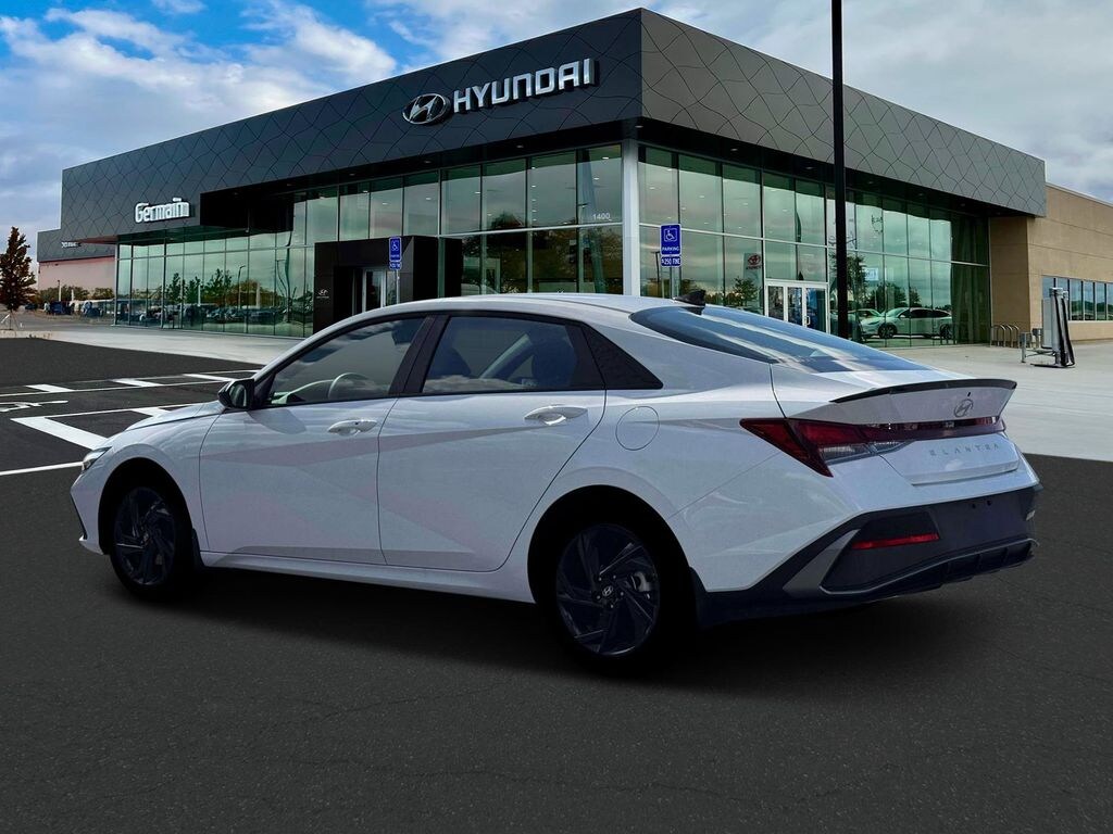 New 2026 Hyundai Elantra SEL Sport Sedan