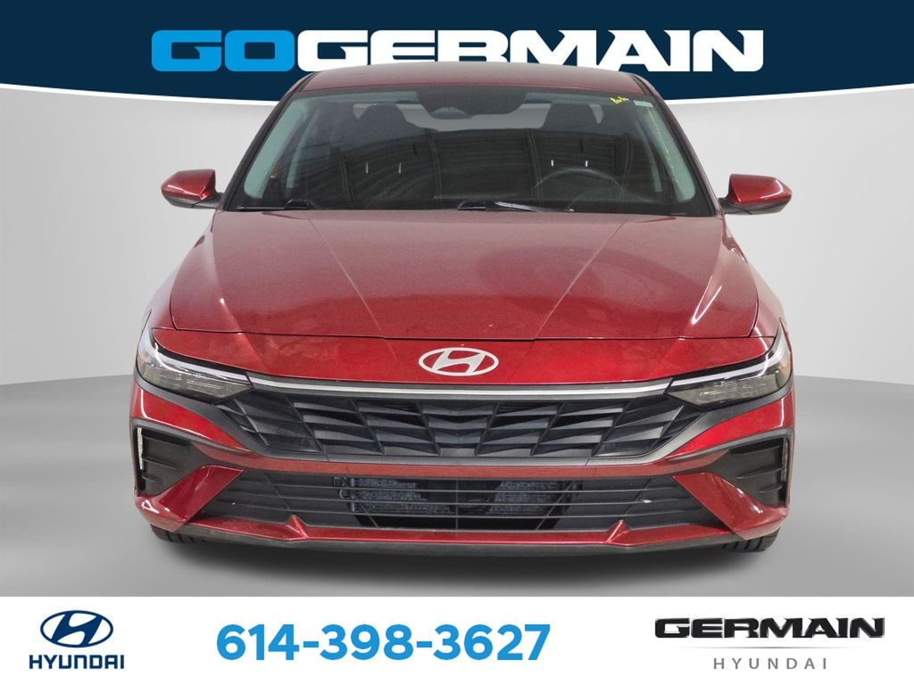 Used 2024 Hyundai Elantra Hybrid Blue Sedan